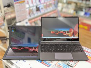 これはノートPCですか？いいえキーボードが付いたモバイルディスプレイです。