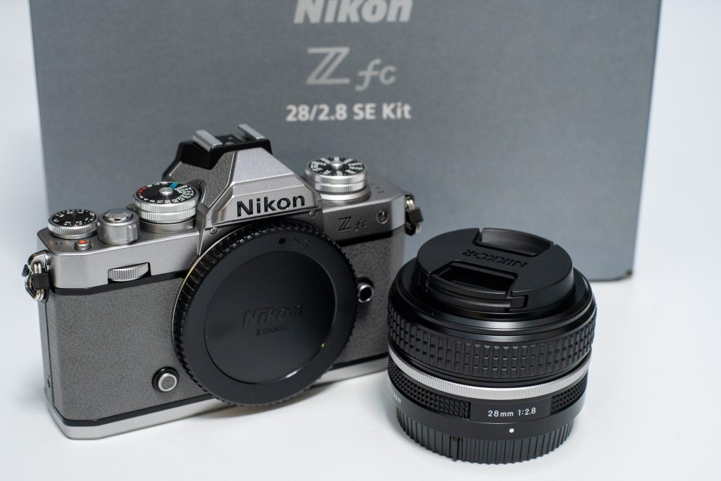 新品級】Nikon zfc ＋NIKKOR 2.8mm f2.8 - ミラーレス一眼