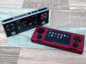 手軽に持ち出してレトロゲームを楽しむ【AYANEO POCKET MICRO】